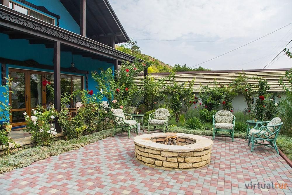 Resedinta Rotundu Bed and Breakfast Butuceny Εξωτερικό φωτογραφία